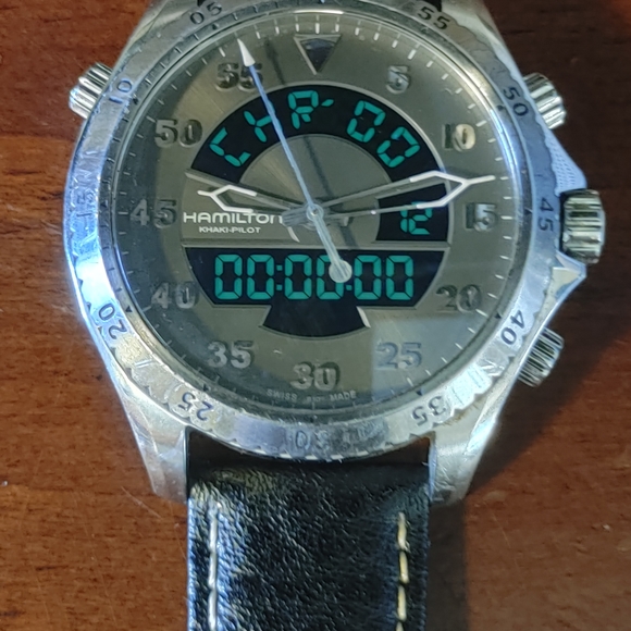Hamilton Khaki Pilot Flight Timer H645140 - Picture 10 of 13